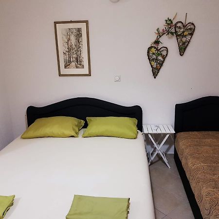 Tufio Apartmani Ulcinj Ngoại thất bức ảnh