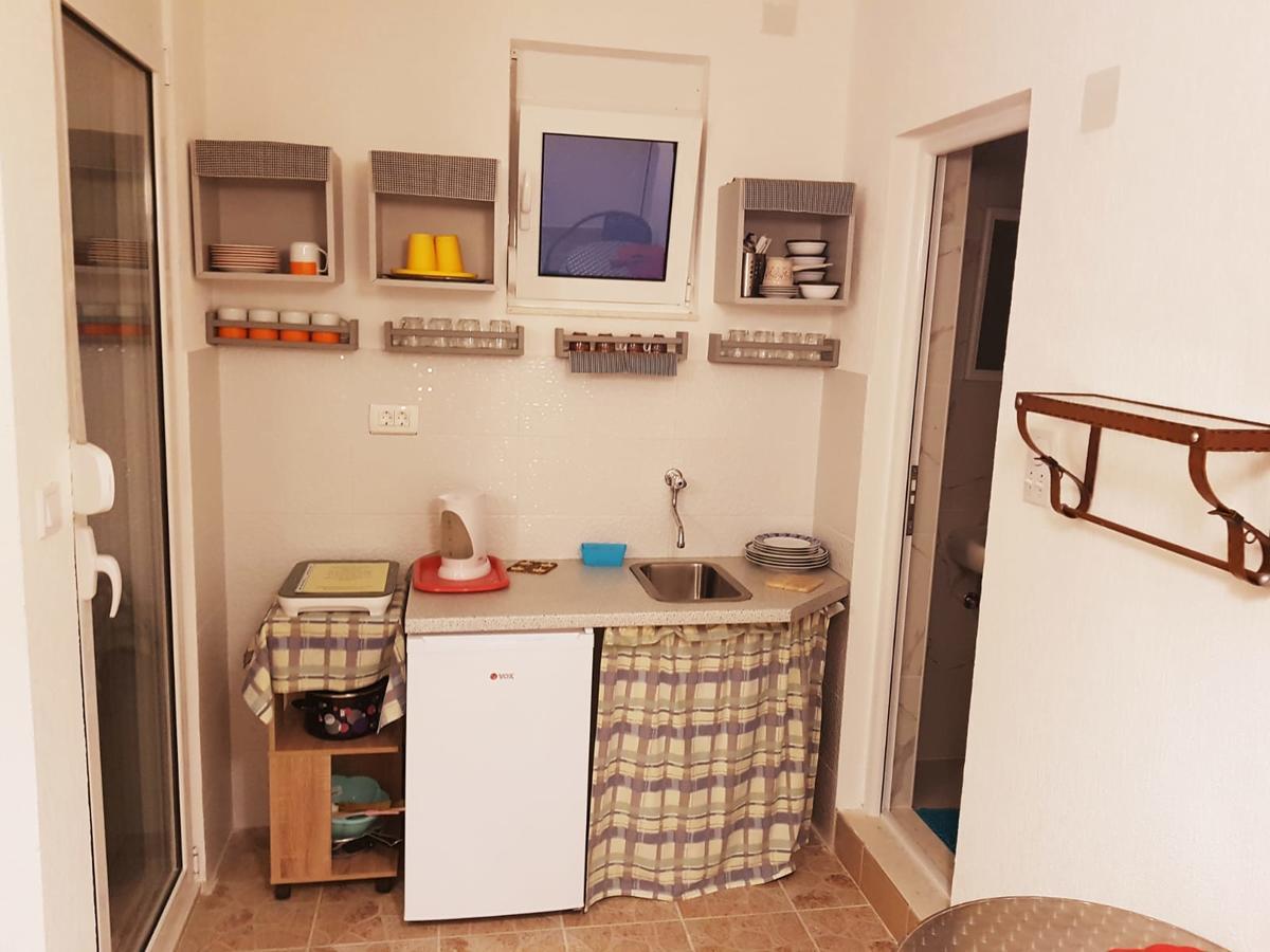 Tufio Apartmani Ulcinj Ngoại thất bức ảnh